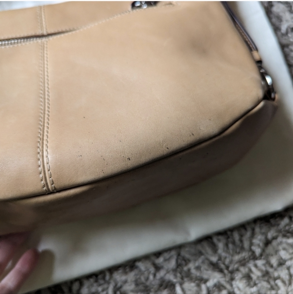 🤎 Coach Leather Flap Duffle - Picture 6 of 11